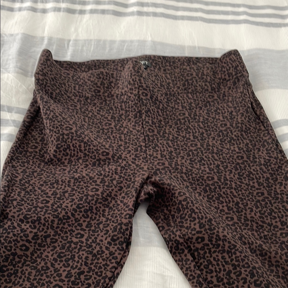 Leopard Print Leggings - Brown